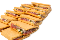 Pack de 16 mini sándwiches de carpaccio
