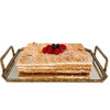 Millefeuille de merengue y chantilly sin gluten con frutos rojos