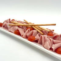 Mortadella Italiana con tomates cherry & grissinis (150GR)