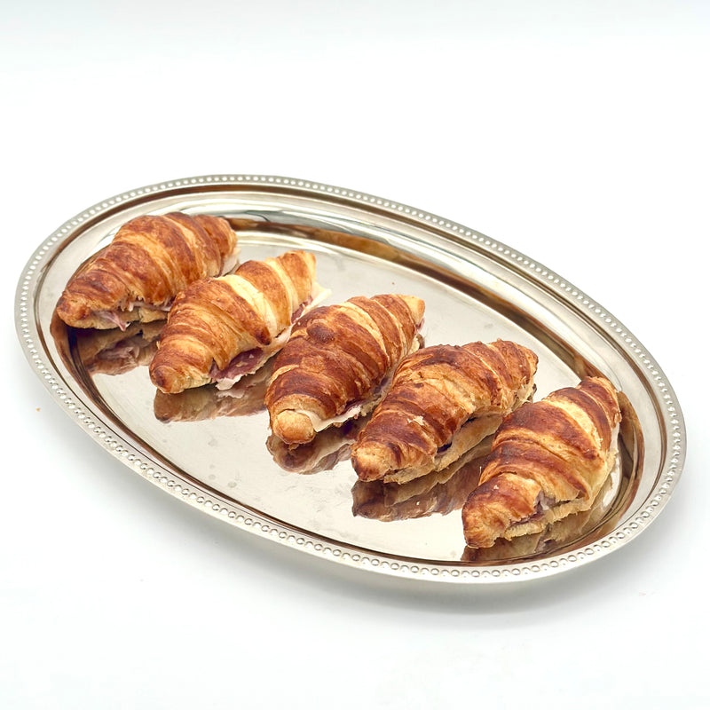 Pack de 3 mini croissants rellenos de jamón ibérico de bellota con tumaca