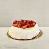 Pavlova de merengue con frutos rojos