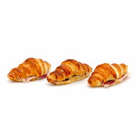 Pack de 8 mini croissants rellenos de jamón ibérico de bellota con tumaca